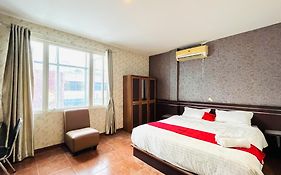 Reddoorz @ Best Hotel Jalan Dr. Sutomo Siantar